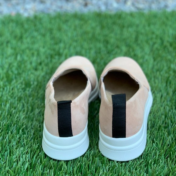 YOLA Sneaker - Vintage Mauve Suede by Naturalizer - Picture 4 of 10